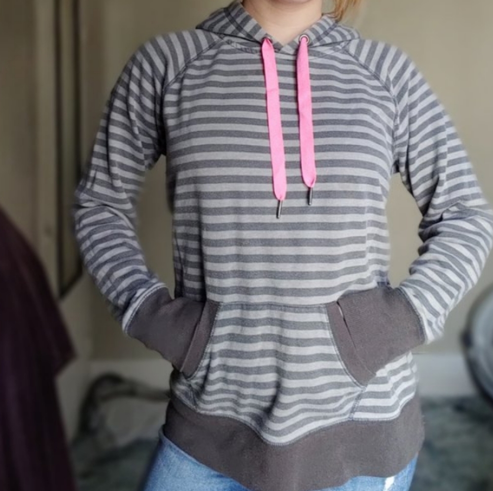 Vintage Aéropostale Hoodie!